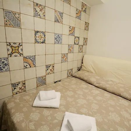Lägenhet Unyca - Cozy Near Santa Maria Novella Florens